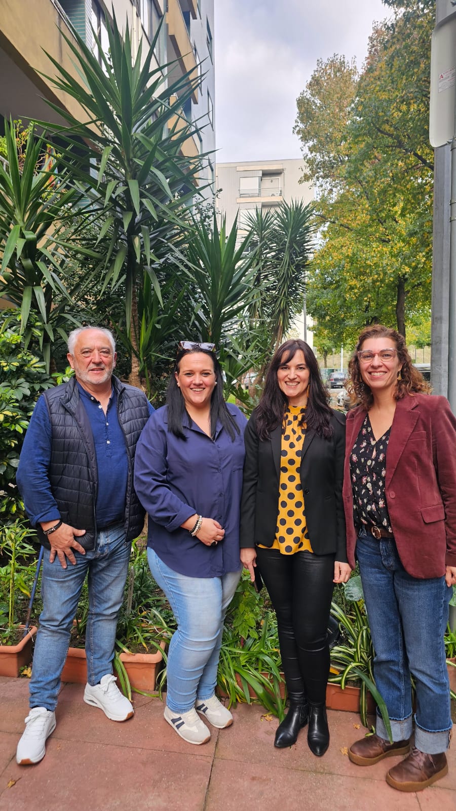 Arte em exposição nos paços do concelho de Góis e Concello de Oroso