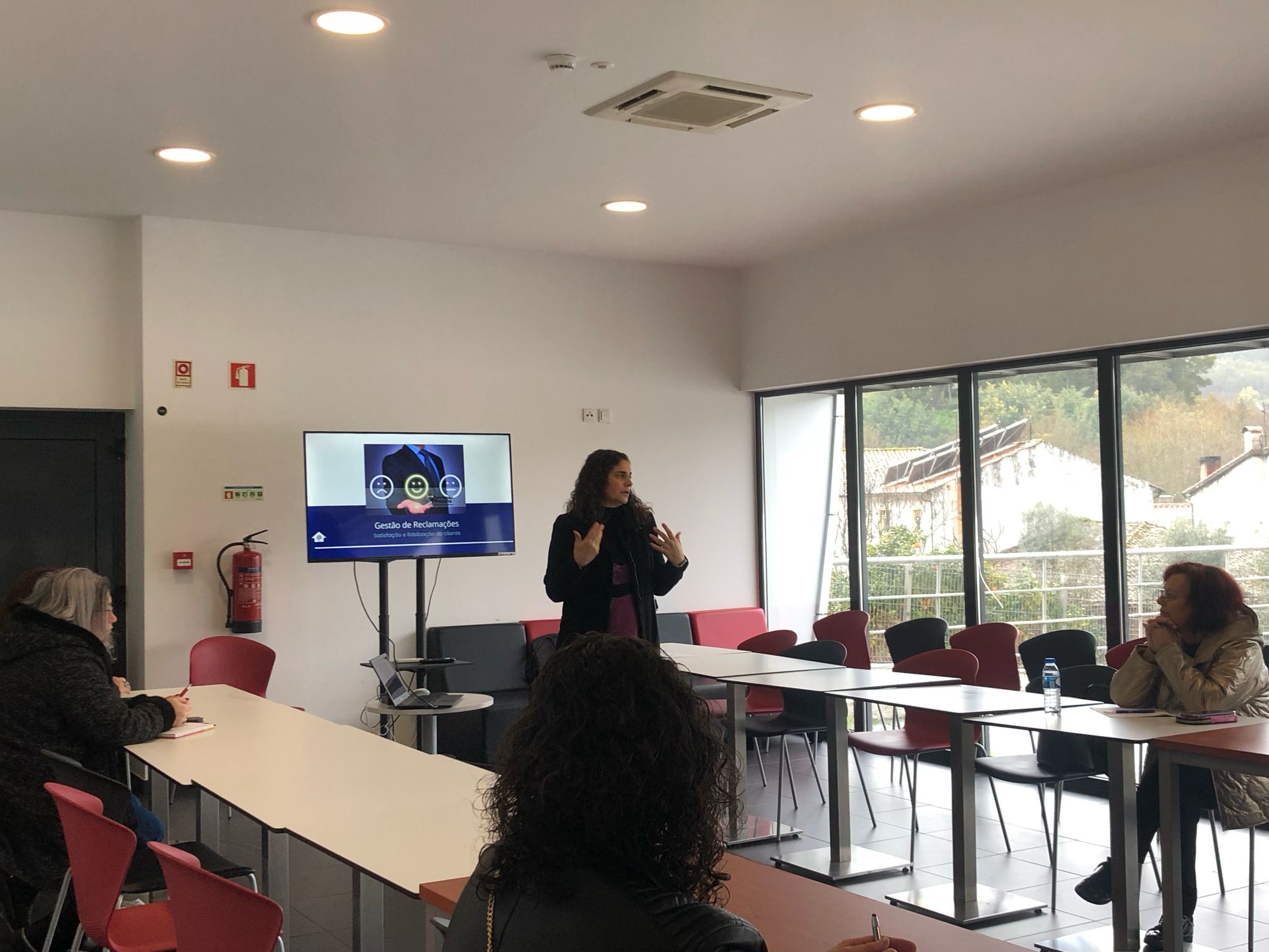 Formação "Gestão de Reclamações: satisfação e fidelização do cliente" iniciou hoje em Góis