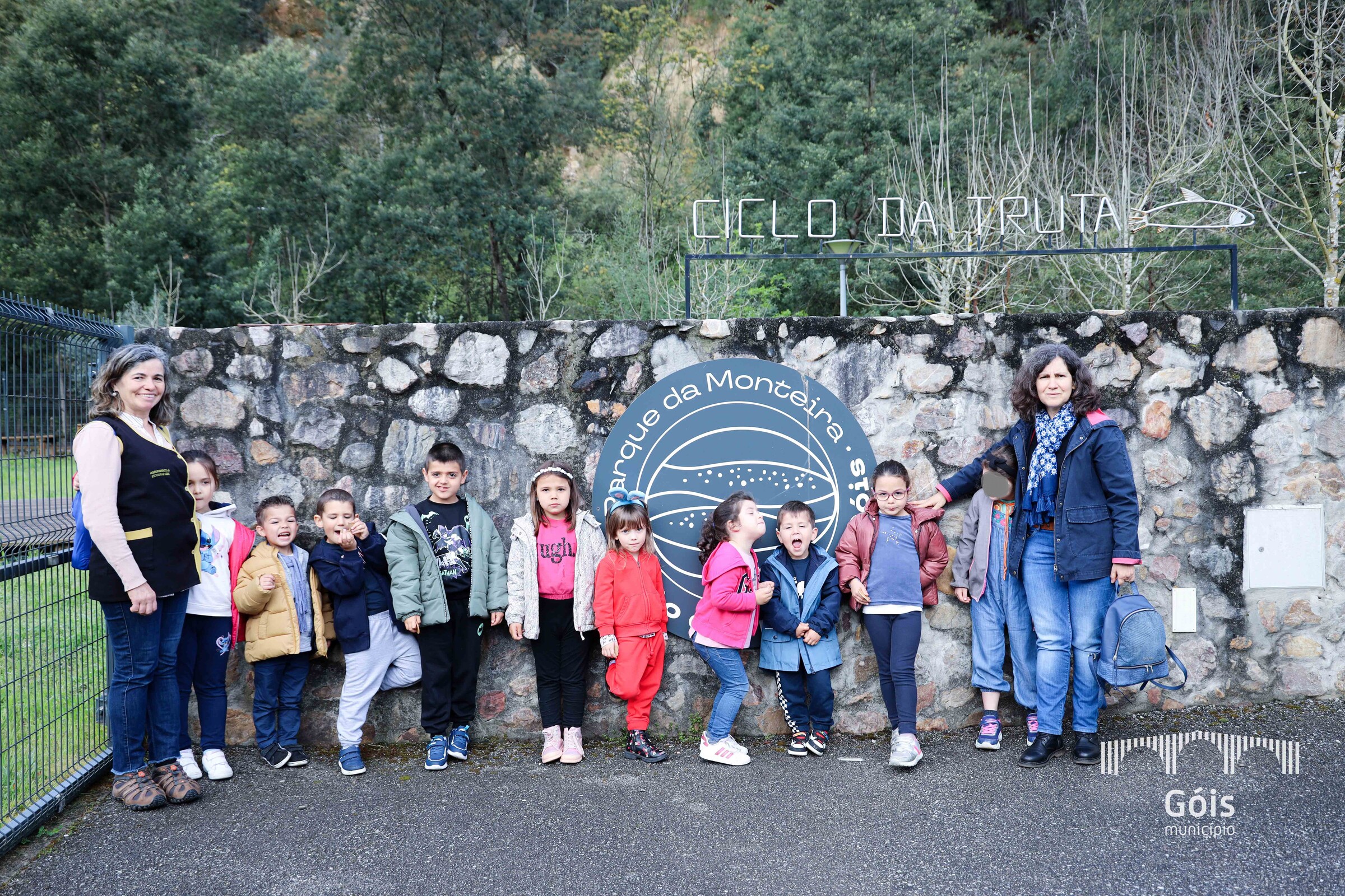 Visita de Crianças do Agrupamento de Escolas de Góis ao "Ciclo da Truta"