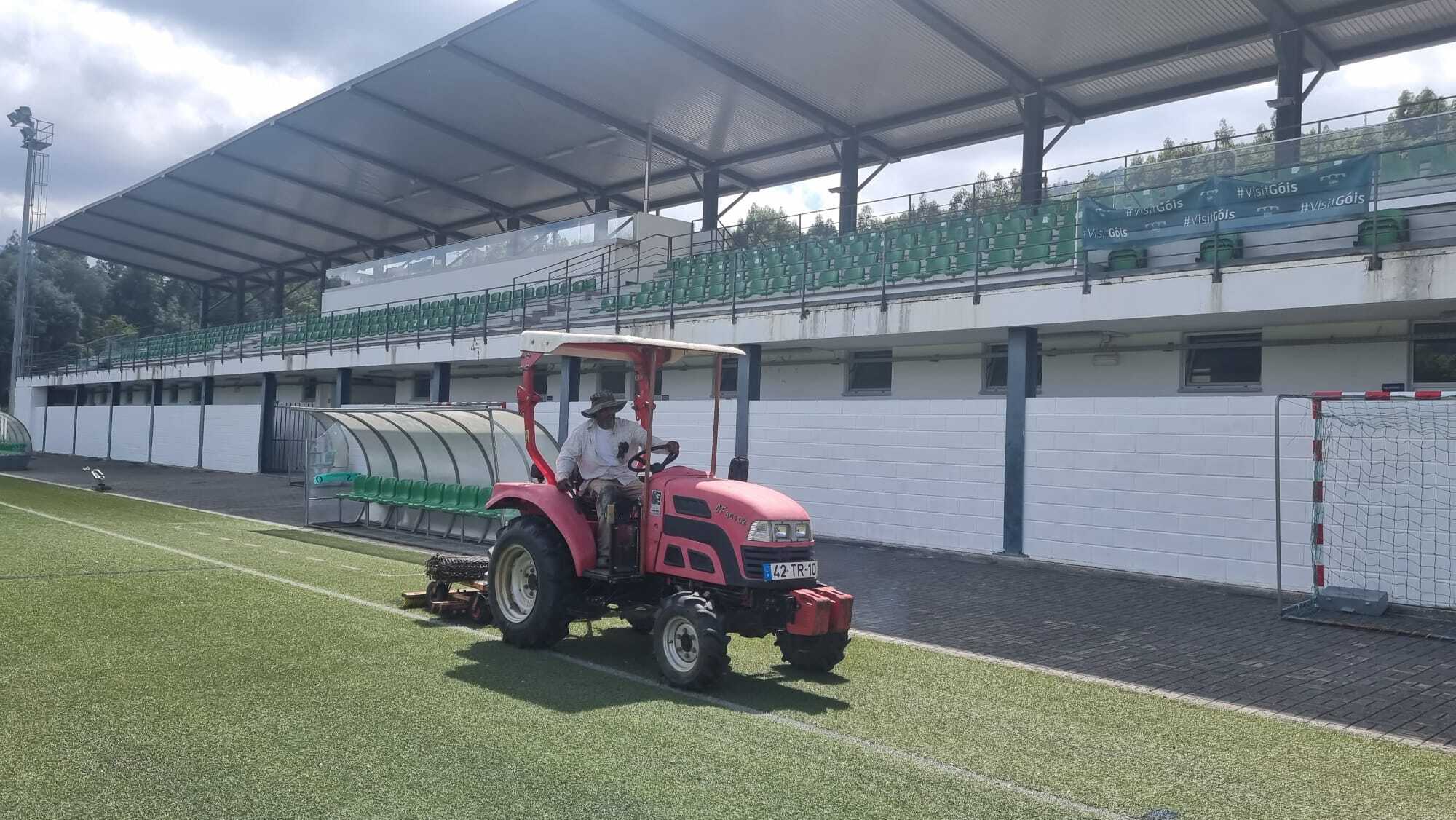 Manutenção do Campo de Futebol Eng. Augusto Nogueira