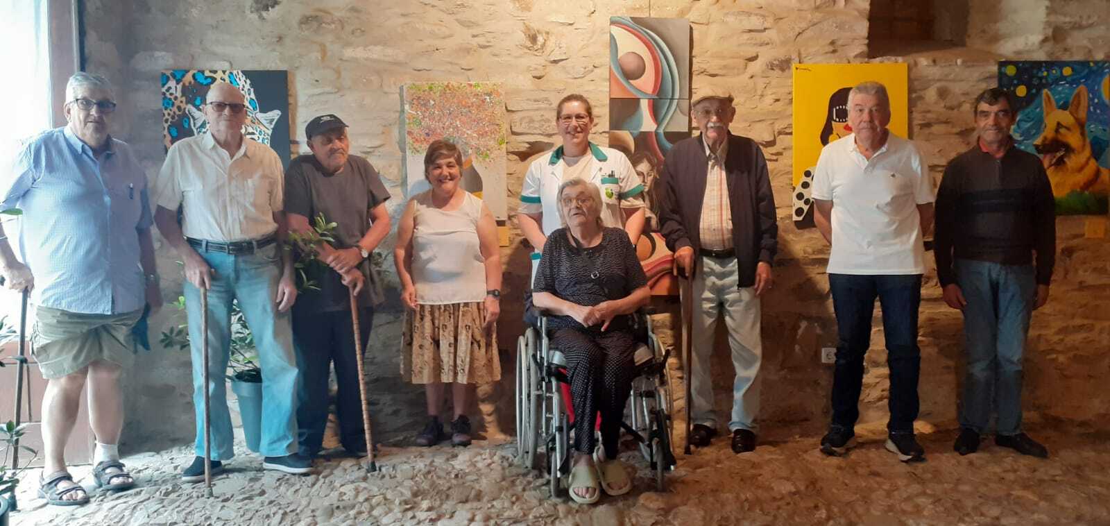 Centro Social Rocha Barros visita exposição "Góis Oroso Arte 2025" e "100 anos de Alice Sande