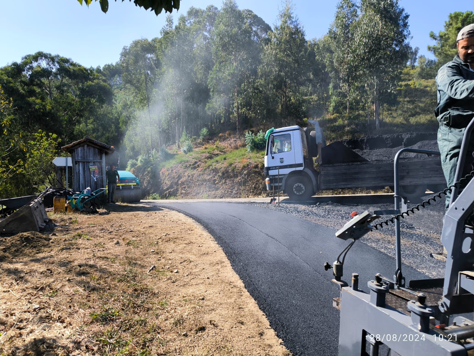 458117120_937151418451818_1627353962209154771_n_1_2500_2500